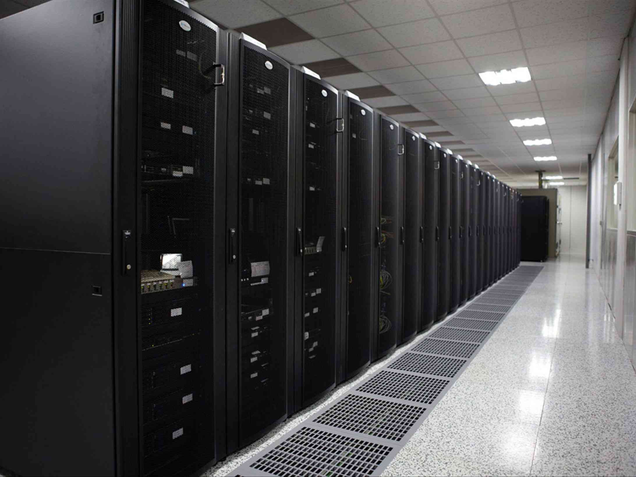 通訊軟件的設(shè)計(jì) 連接世界的藝術(shù)與技術(shù)