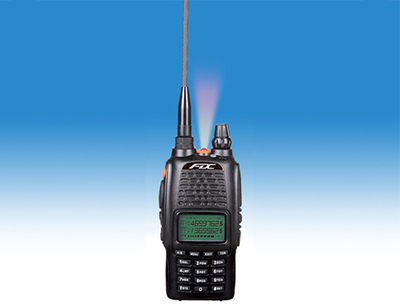 無線電對(duì)講機(jī) 現(xiàn)代通訊的基礎(chǔ)設(shè)備與實(shí)用指南